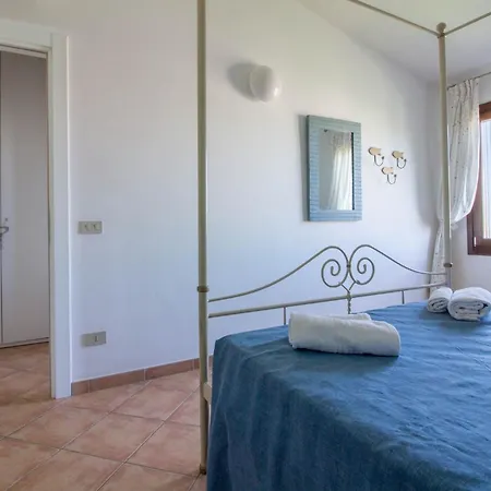 Guesthost - Lovely Flat With Terrace And Solarium * ポルト・サン・パーオロ