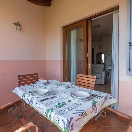 Guesthost - Lovely Flat With Terrace And Solarium *