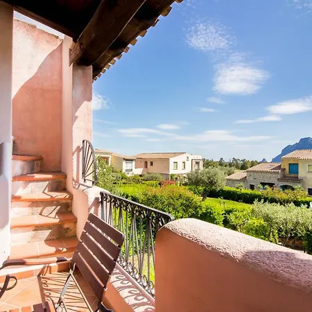 Guesthost - Lovely Flat With Terrace And Solarium *
